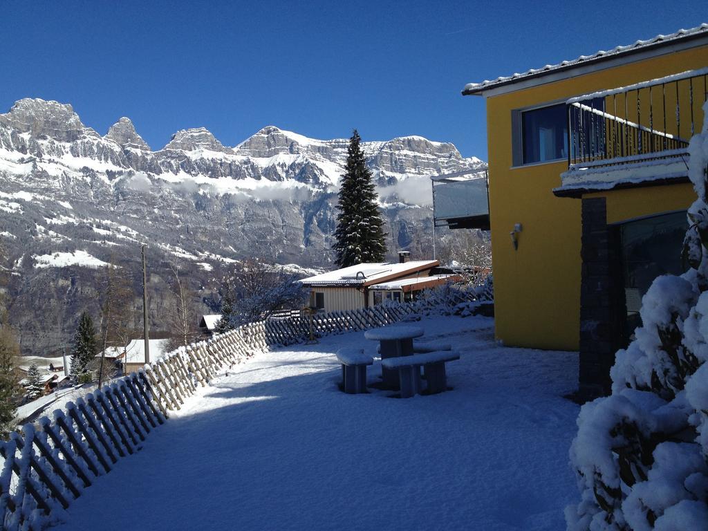 Bijouswiss " Yellow House" Oberterzen Exteriör bild